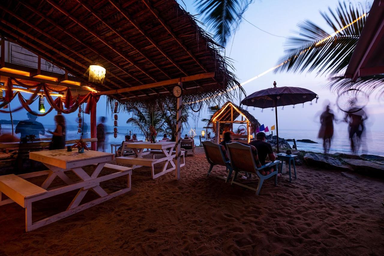 Bara Beach Home Галле Экстерьер фото